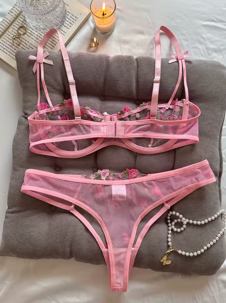 Playing Games - Romantic Lingerie Set - Reverse Beauty®