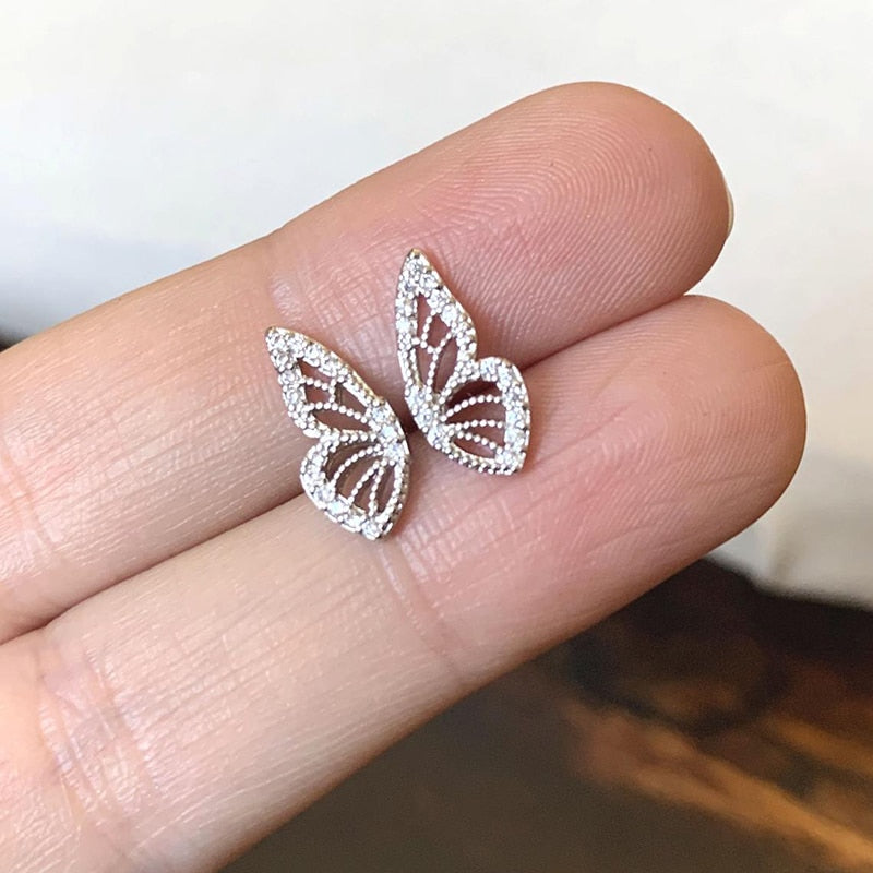 Butterfly Earring by Aretes De Mujer - Reverse Beauty®