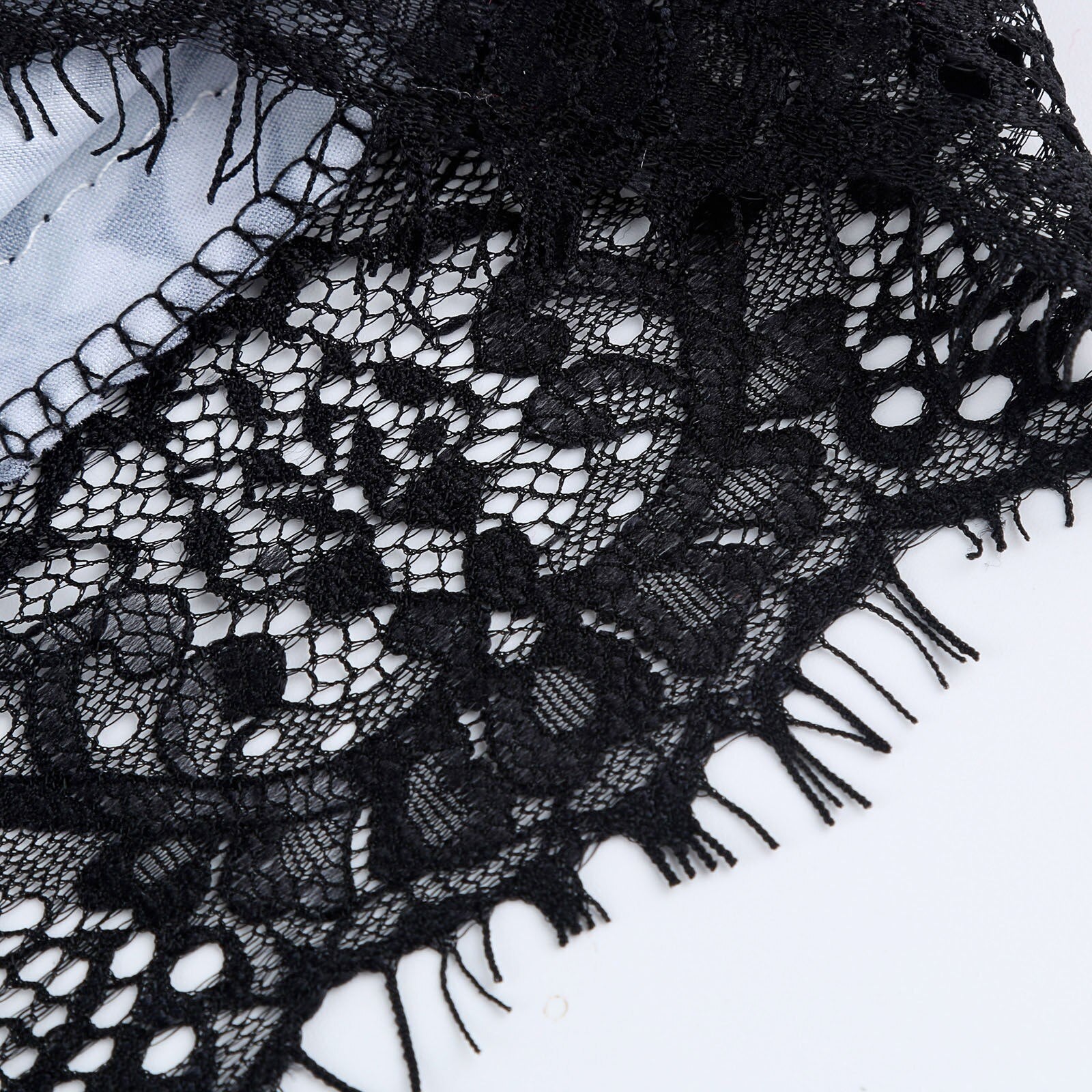 Playing Games - Silk Short Lace Sleepwear - Reverse Beauty®